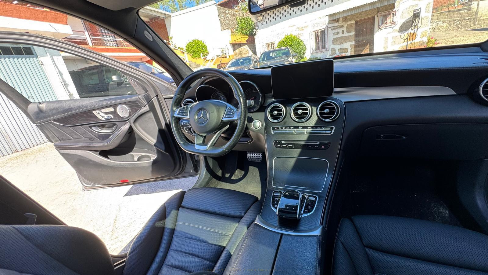 Em_fotos/coche_45_1791561489_21b77c4c37d720f6b3ef.jpeg