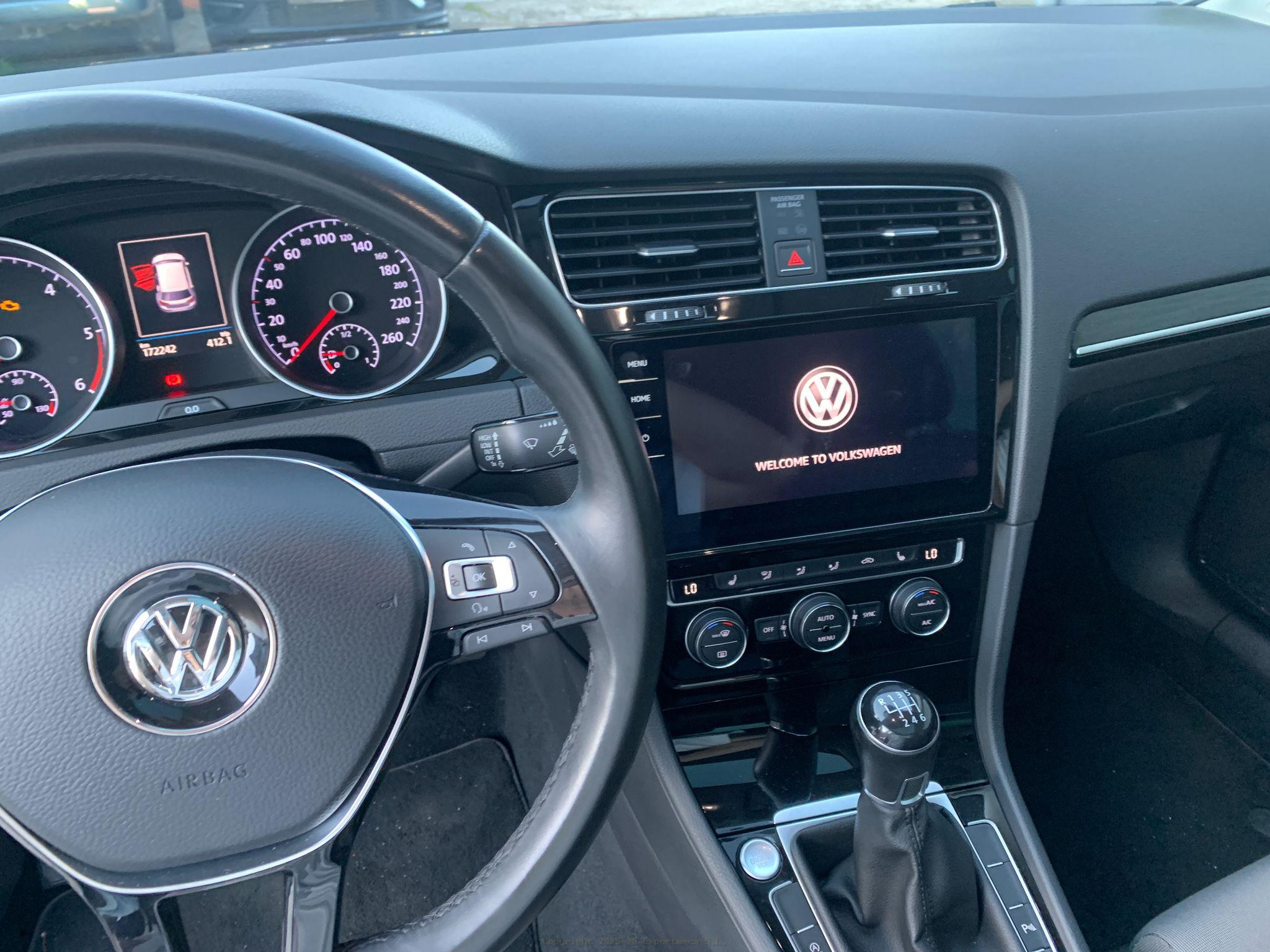 Em_fotos/coche_4_1786040757_2993a2851bd03ccb87af.jpeg